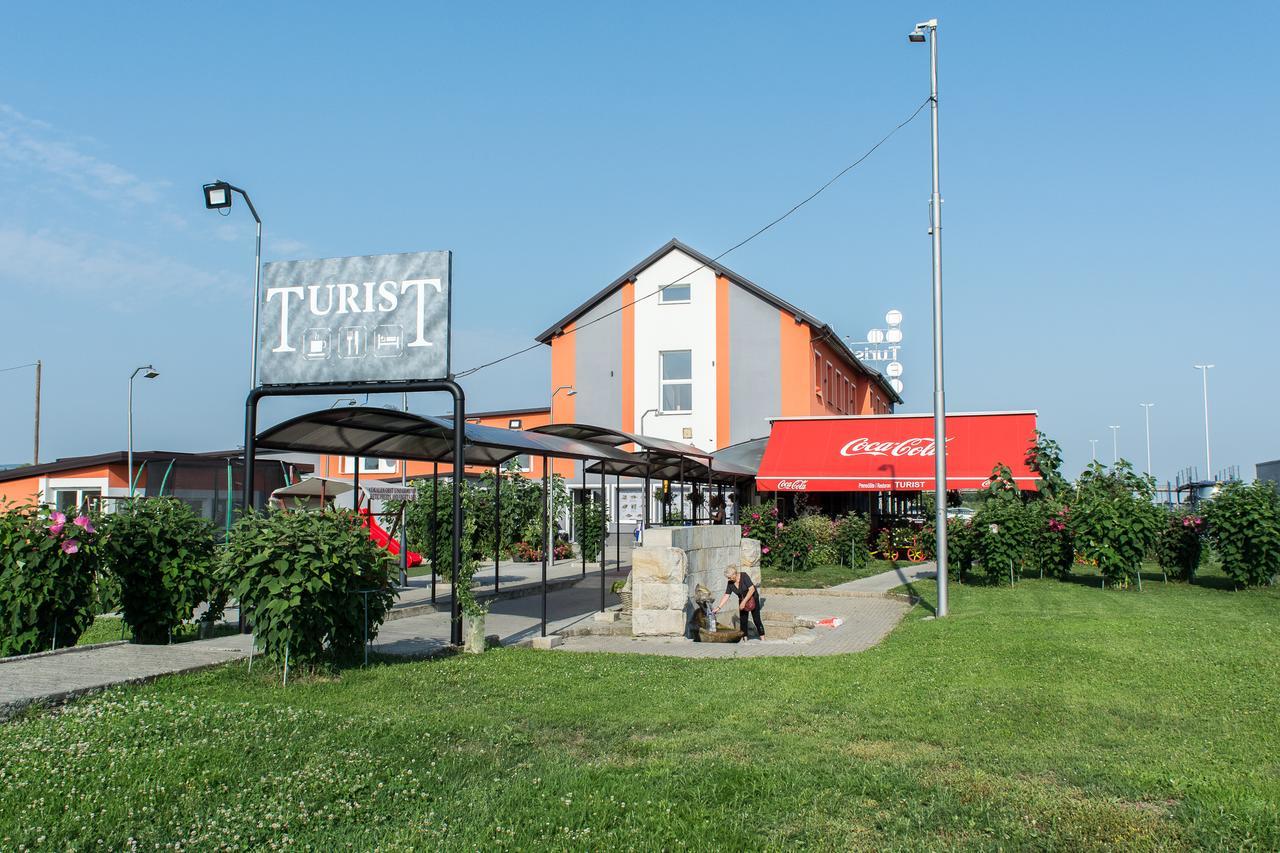 Bed And Breakfast Turist Staro Petrovo Selo Εξωτερικό φωτογραφία